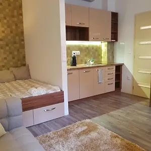embassy-studio-apartment-citypark.inbudapesthotels.com/