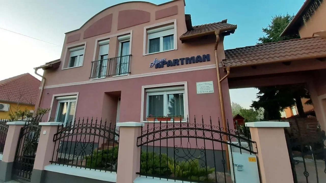 Apartament Alom Apartman Hajdúszoboszló Ungaria