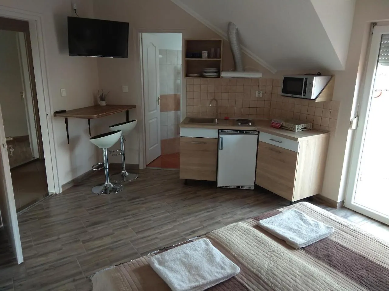 Alom Apartman Hajduszoboszlo 0*,  Hungary